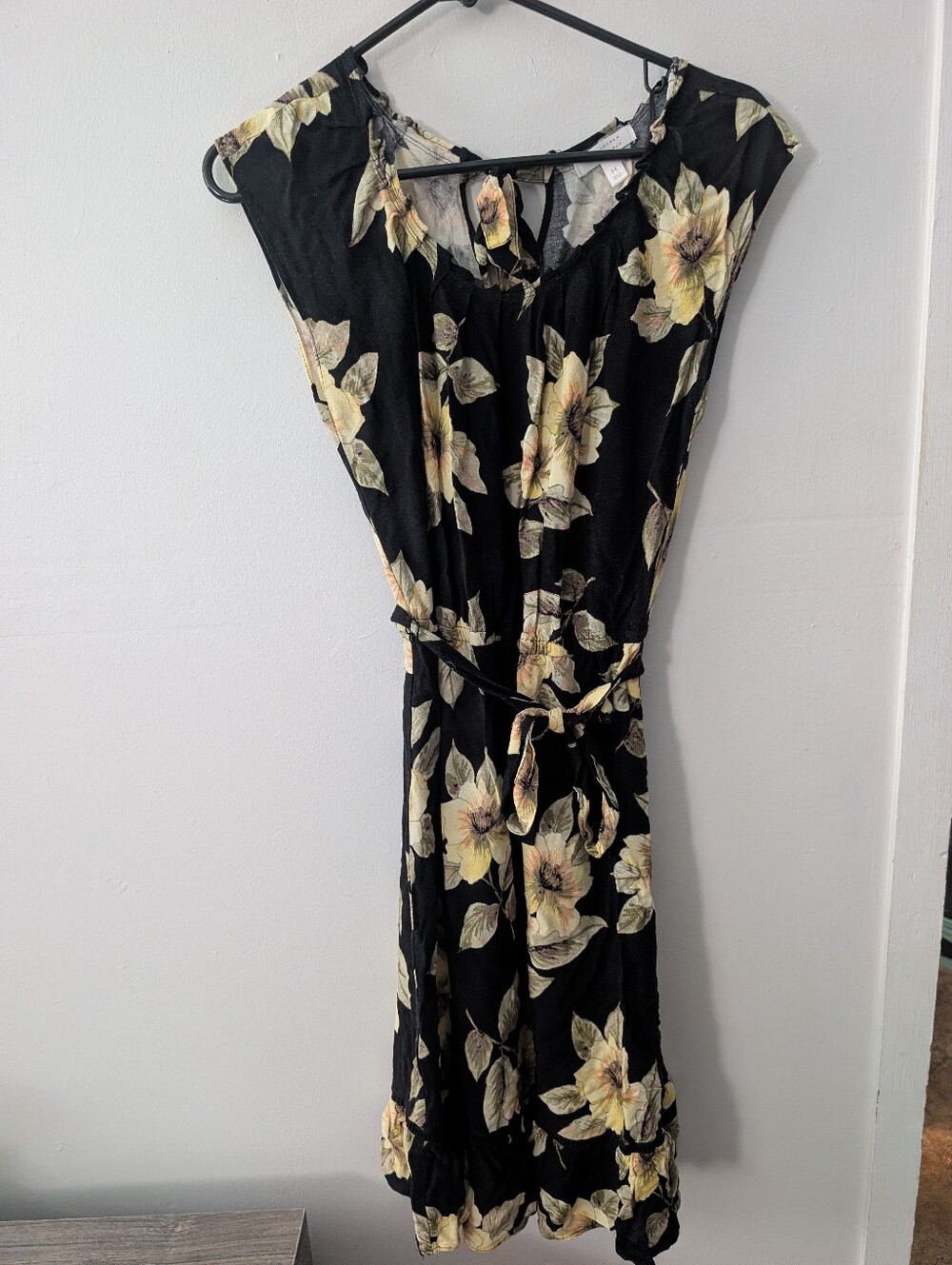 Lauren Conrad Yellow Floral Women's Sundress Size M